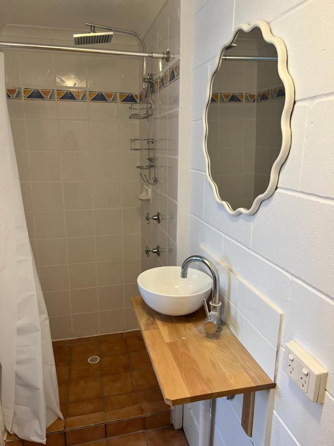 Cali Backpackers Hostel Caloundra Exterior photo