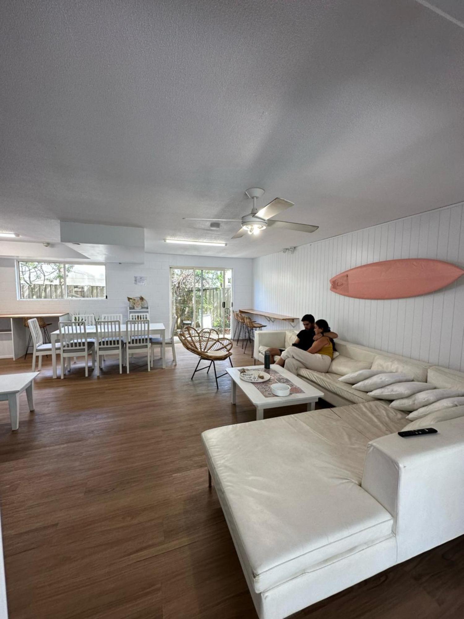Cali Backpackers Hostel Caloundra Exterior photo