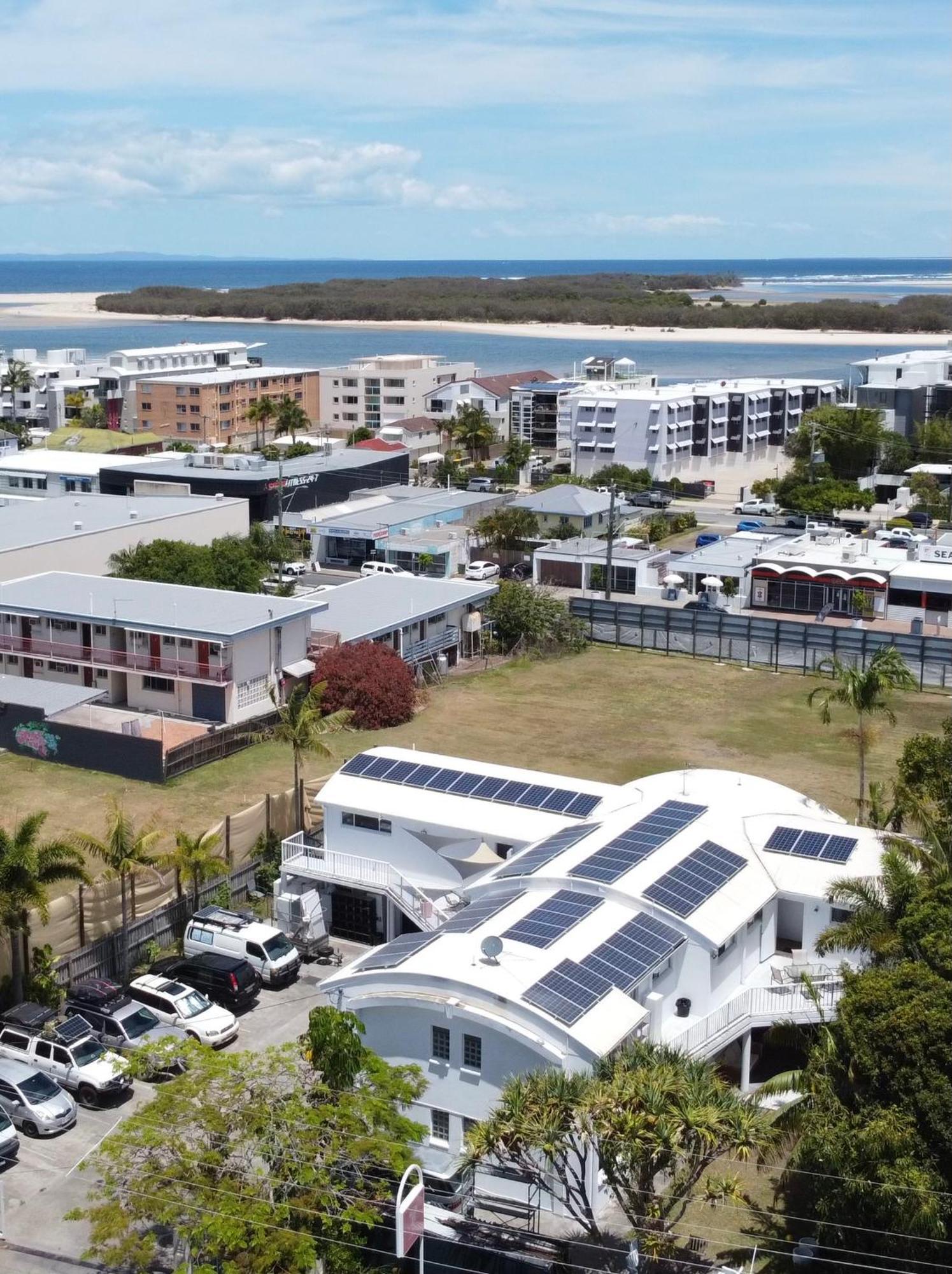 Cali Backpackers Hostel Caloundra Exterior photo