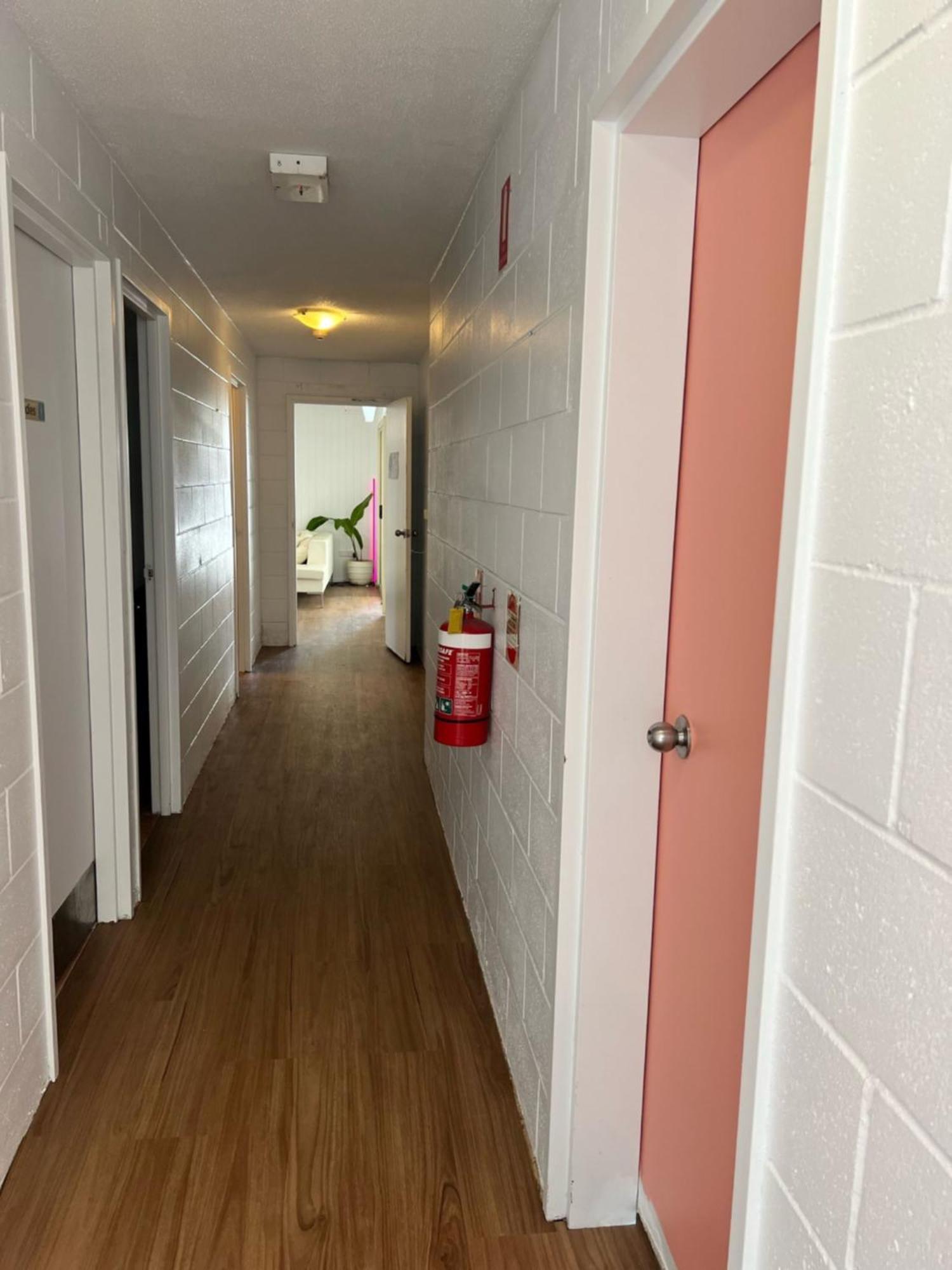 Cali Backpackers Hostel Caloundra Exterior photo