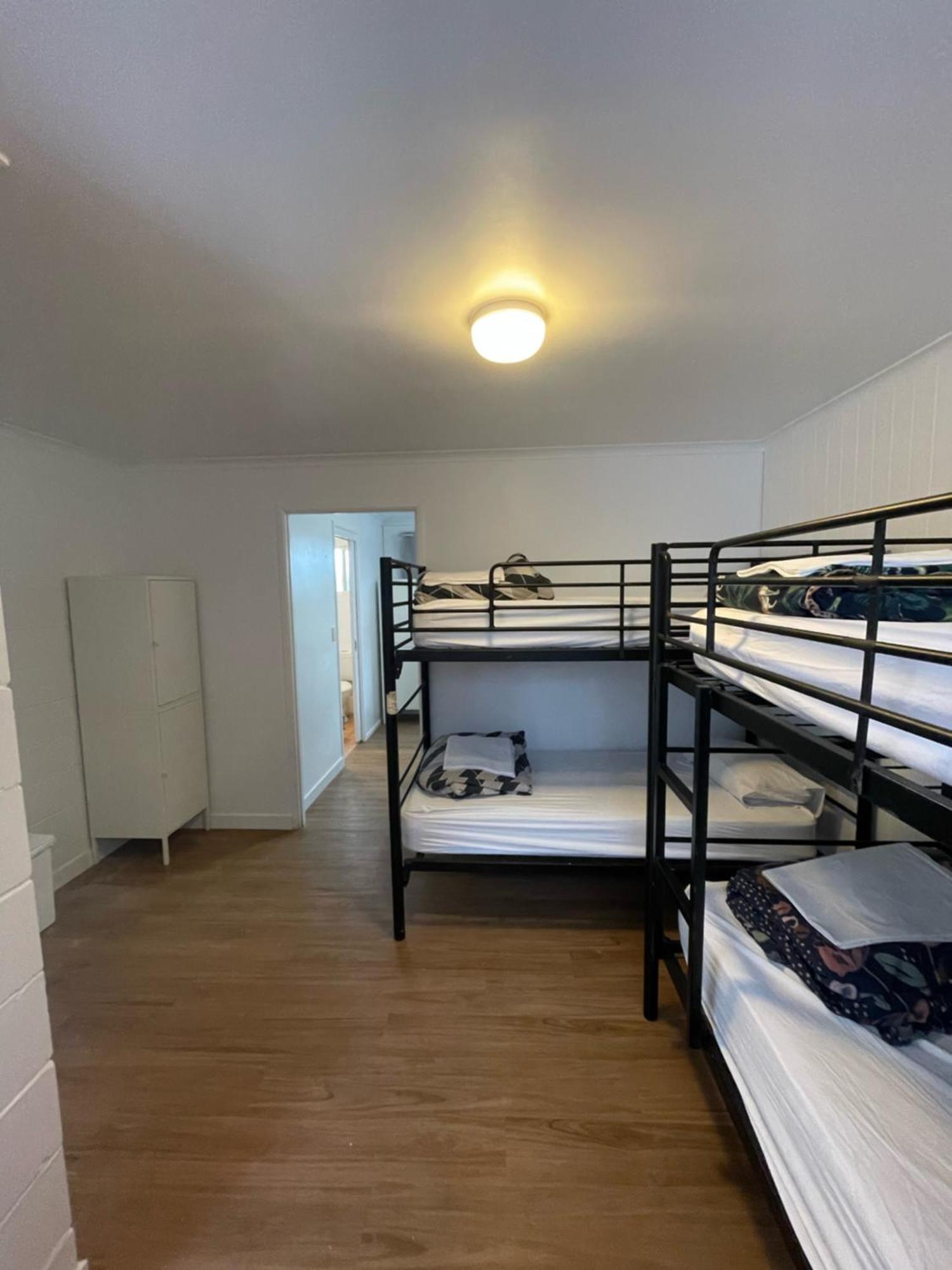 Cali Backpackers Hostel Caloundra Exterior photo