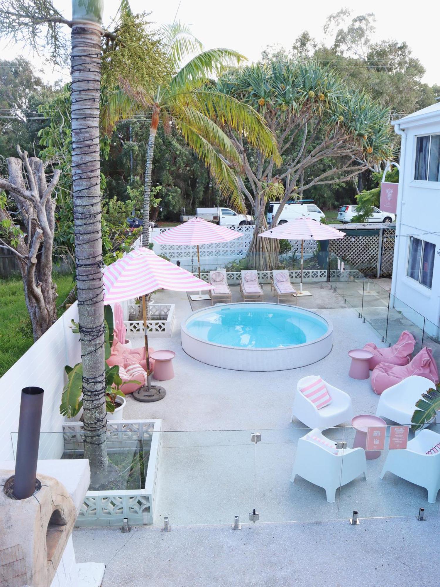 Cali Backpackers Hostel Caloundra Exterior photo
